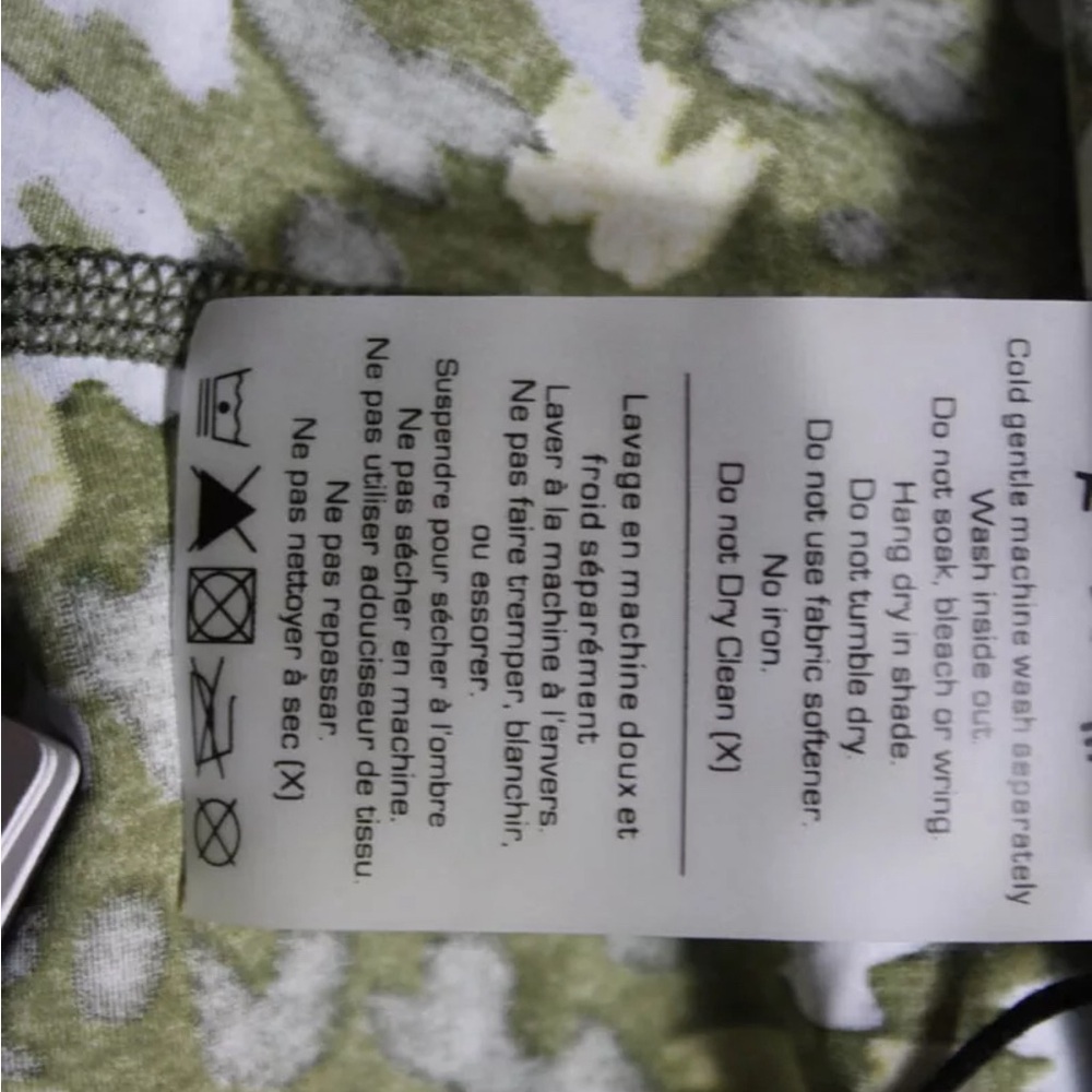 The Upside High Rise Spotted Lili Midi Pants Leggings Green Size Medium NWT - Picture 7 of 9